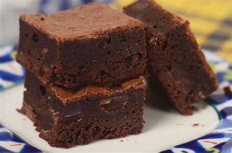 Brownies Recipe & Video - Joyofbaking.com *Video Recipe*
