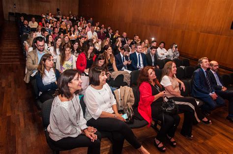 acto de colación 2018 carreras e de graduados facultad de derecho