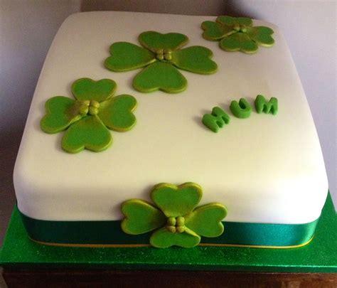 Irish Themed Cake With Shamrocks Cake Donuts Cake Cookies Cupcake