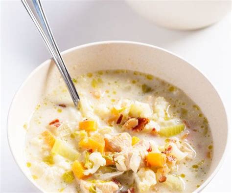 I know that if you loved the original clam chowder, which typically includes dairy and flour, you'll absolutely love this paleo version that i've created! You searched for Cauliflower chowder - Paleo Grubs