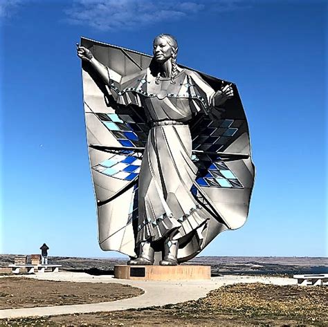 Dignity Of Earth And Sky In South Dakota Roadtirement