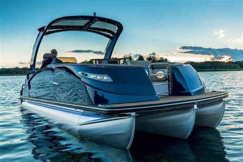 Qx Series Fiberglass Luxury Pontoon Boats By Bennington Artofit