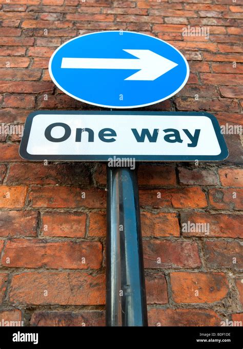 One Way Sign Uk High Resolution Stock Photography And Images Alamy