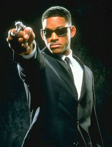 Will Smith In Men In Black Will Smith Will Smith Movies Celebrity