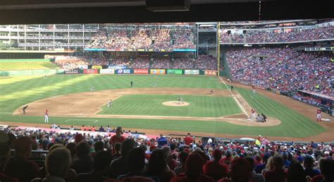 File Lone Star Series Houston Astros Vs Texas Rangers At Globe Life Park In Arlington