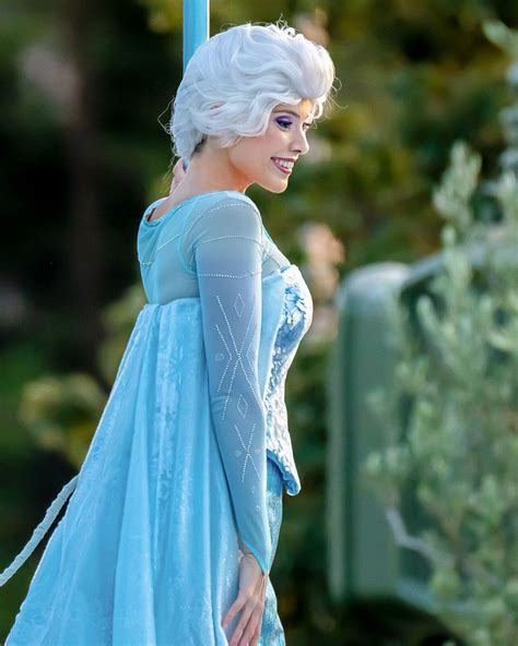 Disney Frozen Elsa Targaryen Game Of Thrones Characters Instagram