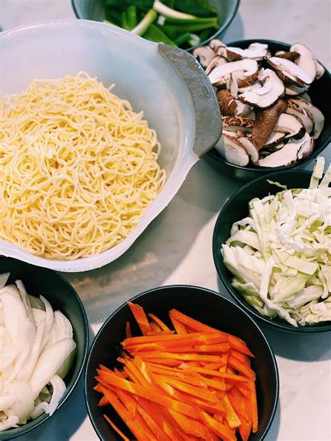 Yakisoba Japanese Fried Noodles 20 Minutes Tiffy Cooks