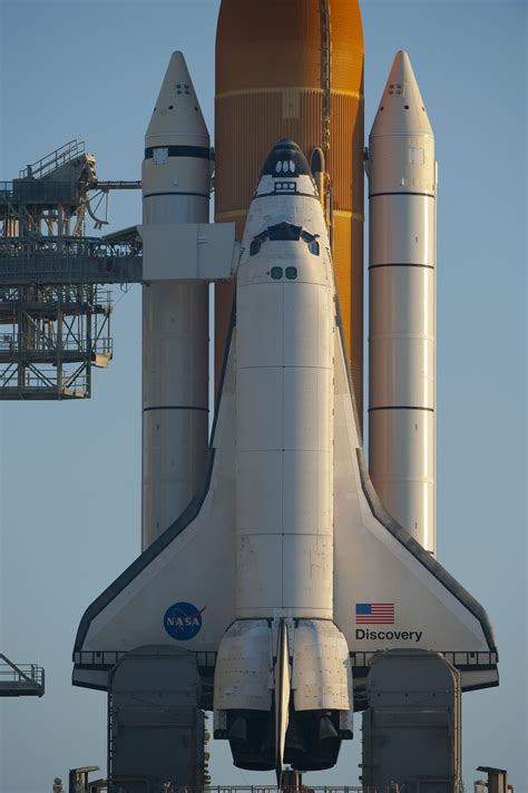 Esa Space Shuttle Discovery On The Launch Pad
