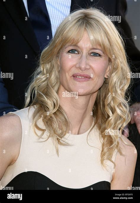 Laura Dern Bruce Dern Laura Dern And Diane Lass Honored With Stars On The Hollywood Walk Of Fame