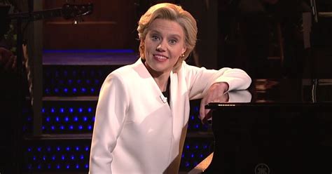 Kate mckinnon was walking across new york city, alone, with hillary clinton's voice in her ears. Kate McKinnon's Hillary Clinton Sings 'Hallelujah' on SNL
