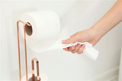 Blood On Toilet Paper After Wiping Pee