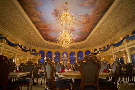Be Our Guest Restaurant to Test Breakfast Option