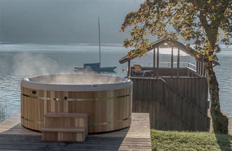 Round Cedar Hot Tub Relax And Unwind In Style