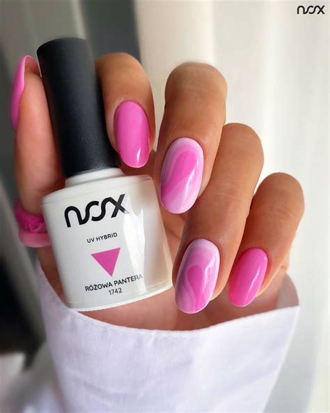 Różowy Manicure Z Wzorkami Na Wakacje Pedicure Nail Art Nails Pink
