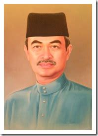Tun abdullah bin haji ahmad badawi (born 26 november 1939) is a malaysian politician who served as prime minister from 2003 to 2009. Patriotisme-Malaysia: Nama-Nama Perdana Menteri Malaysia