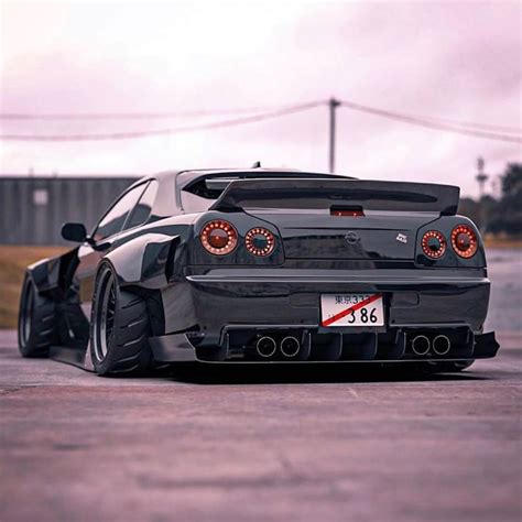 Hot Or Not 👎 Street Racing Cars Tuner Cars Nissan Gtr