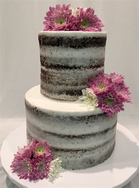 MyMoniCakes Naked Cake With Fresh Flowers