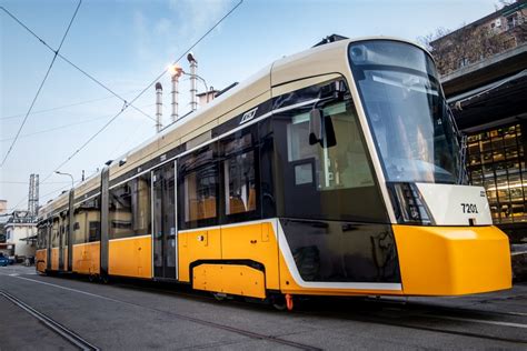 Ferrovie It Arriva A Milano Il Nuovo Tramlink Di Atm