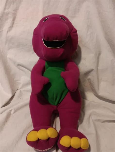 Vintage 18and Barney The Purple Dinosaur Talking Plush Doll Playskool
