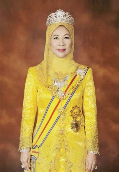 Permaisuri siti aishah (siti aishah binti abdul rahman; WARISAN RAJA & PERMAISURI MELAYU: Susunan Kekananan ...