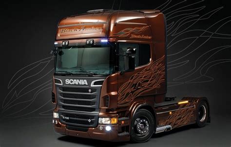 3897 Italeri 124 Show Truck Scania R730 Black Amber