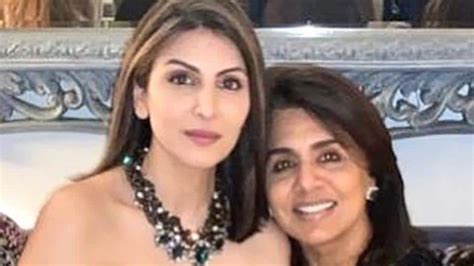 Neetu Kapoor Says Daughter Riddhima Stood By Her After Rishi Kapoors