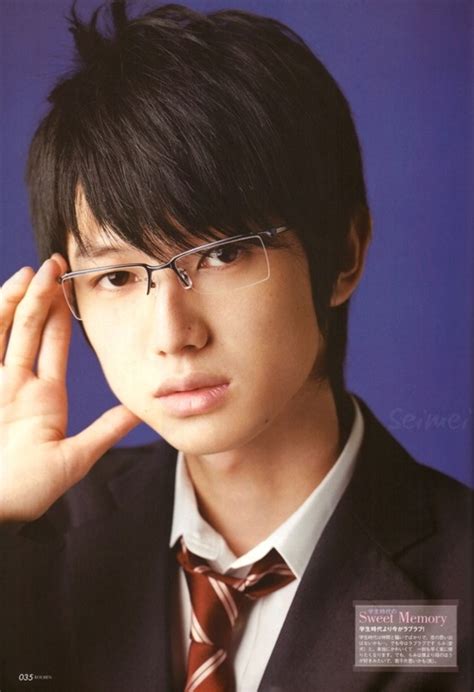 Kanata Hongo I Always Like A Guy Wearing Eyeglasses Haha 本郷奏多 俳優