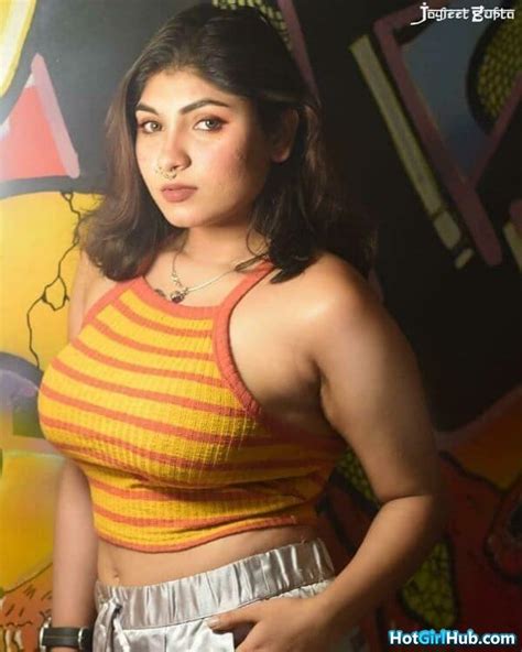 Hot Indian School Girls With Big Boobs 17 Photos