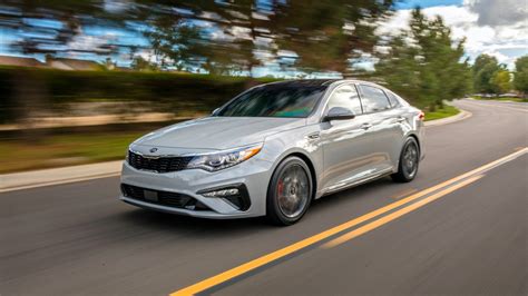 The 2019 Kia Optima Gets A Beefy New Look The Drive