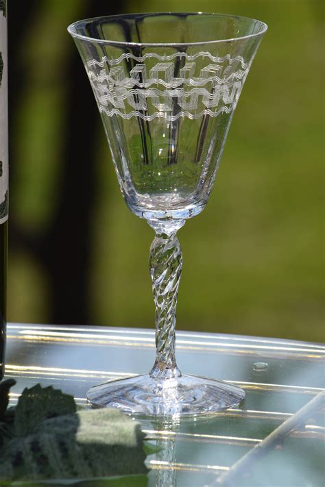Exquisite Vintage Etched Crystal Wine Glasses Set Of 4 Optic Crystal Wine Glasses Crystal