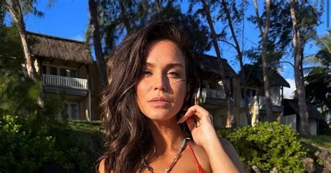 Vicky Pattison Sizzles In Red Bikini As She Announces New This Morning Hosting Job Ok Magazine