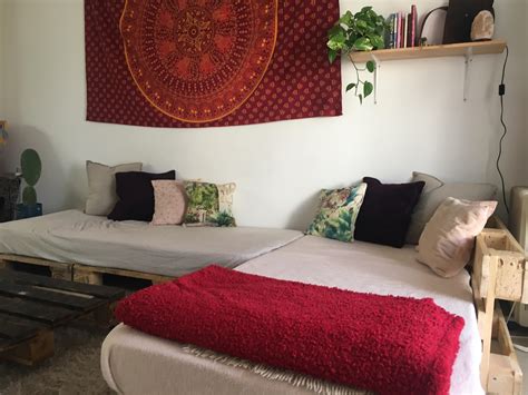 Our Diy Pallet Sofa That Doubles As A Bed Rcozyplaces