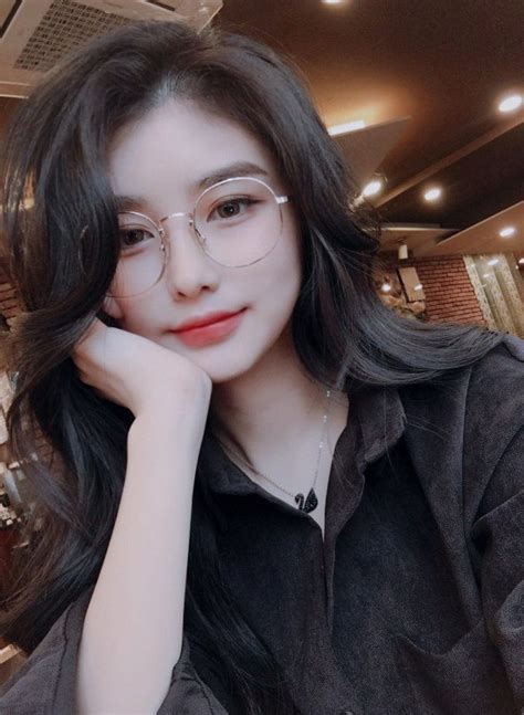 Pin By Ohayoua On Seunghyo 승효 Pretty Korean Girls Cute Korean Girl