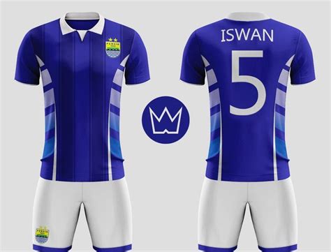 Butuh referensi desain polo shirt yang keren, simple dan elegan untuk pembuatan seragam?pada kesempatan ini kami akan membagikan beberapa desain polo shirt yang bisa di edit warna dan juga atribut logo dan tulisannya jika anda memesan polo shirt di tempat kami. 50 Desain Baju Futsal Simple