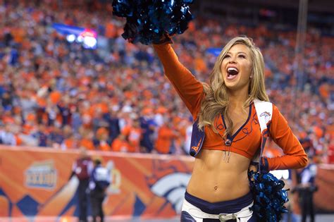 Pin By Curtis Craft On Denver Bronco Cheerleaders Denver Bronco Cheerleaders Broncos