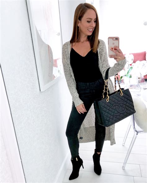 sydne style wears black skinny jeans for date night outfit ideas sydne style