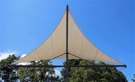 Shade Sail Installation Guide How To Install A Shade Sail Happy Diy Home