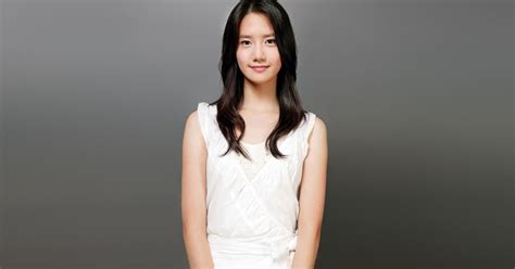 Yoona Snsd White Dress Wallpaper Snsd Artistic Gallery