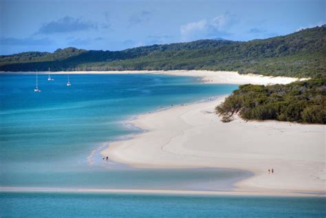 Sailing To Whitehaven Beach Whitsunday Rent A Yacht