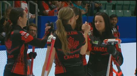Canada S Einarson Splits 1st Day Of Women S World Curling Championship Cbc Sports