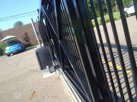 T&r fence & deck is a small company that can install a pool fence for you. Commercial Fencing in Northeast Ohio - Ohio Fence Company