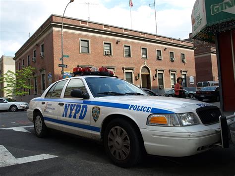 P046 Nypd Police Station Precinct 46 Fordham Bronx New Flickr