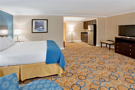 Holiday Inn Express Hotel And Suites Williamsport In Williamsport Pa
