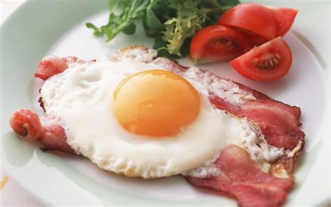 Tomato White Bacon Fried Eggs Vegetable Eggs Food Egg Yolk