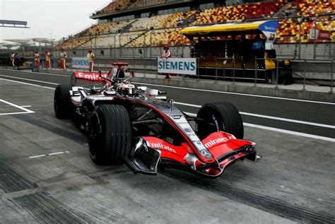 Formula 1 Race Car Road Picture 🔥 Best Free Images