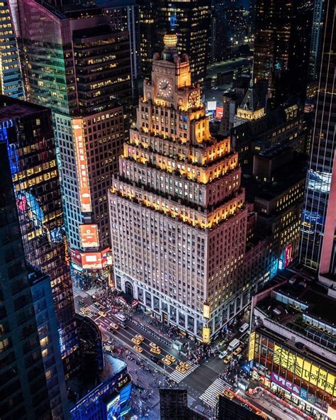 Paramount Building In Times Square New York City Photos Times Square