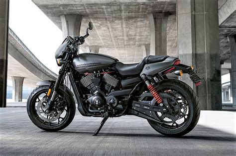 Street rod commands premium of inr 1.20 lakh in comparison to street 750. Harley Street Rod 750 Pics Gallery & Video