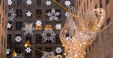 Contact cowley's, a professional holiday decorator with christmas decor, for all your christmas light installation and holiday decorating needs new-york-city-manhattan-rockefeller-center-christmas ...