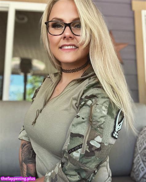Firearms Girls With Guns Mia Nicole Wifi Diaries Nude Onlyfans