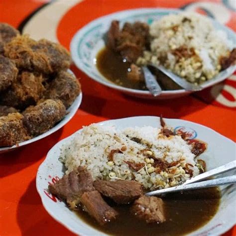 Javanese restaurant in denpasar, bali, indonesia. 7 Kedai Rawon Surabaya Paling Legendaris